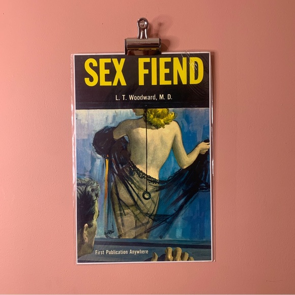 Lot of 11x17” Vintage Pulp Posters - Picture 8 of 9